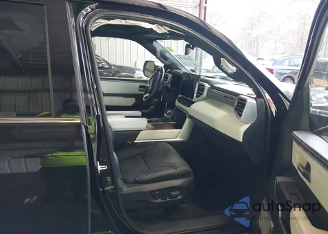 2023 Toyota Tundra Hybrid Capstone z USA, uszkodzony, nr VIN 5TFVC5DB2PX026333